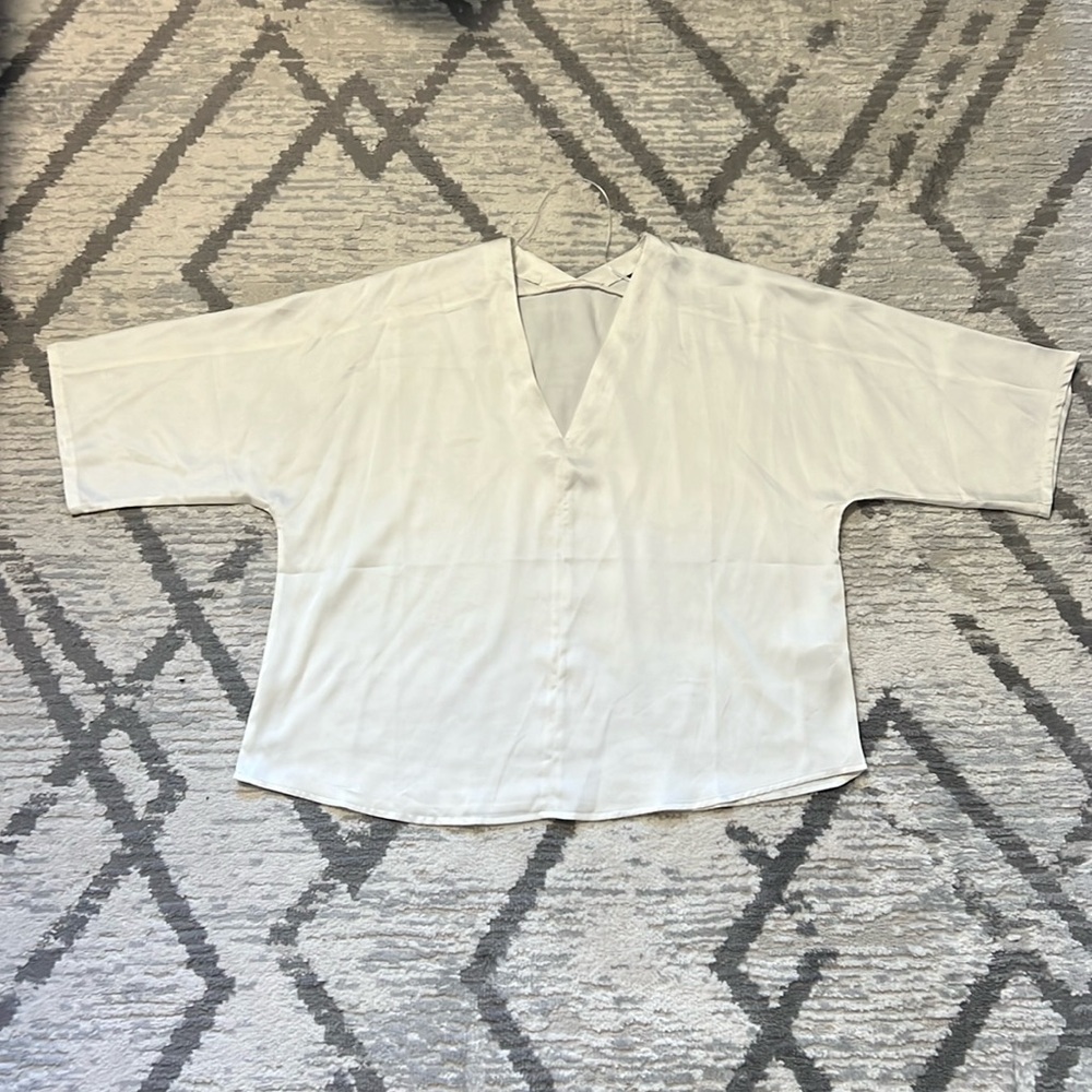 Banana Republic Cream White Blouse size M